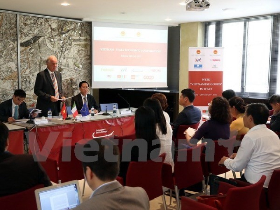 vietnam presses on with trade promotion in italy