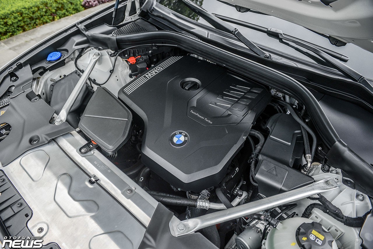 Cận cảnh chi tiết BMW X4 2022 tại Việt Nam, giá hơn 3 tỷ đồng