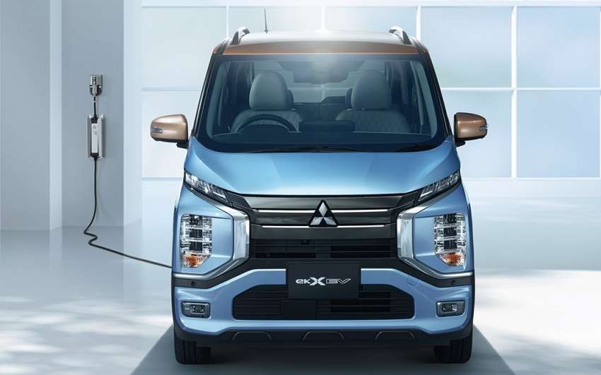 Cận cảnh xe điện Mitsubishi eK X EV, giá từ 335 triệu đồng