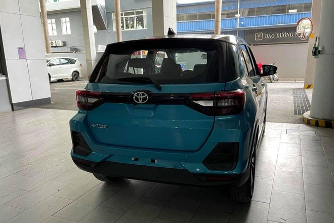 Toyota Raize bất ngờ xuất hiện tại một đại lý ở Hà Nội.