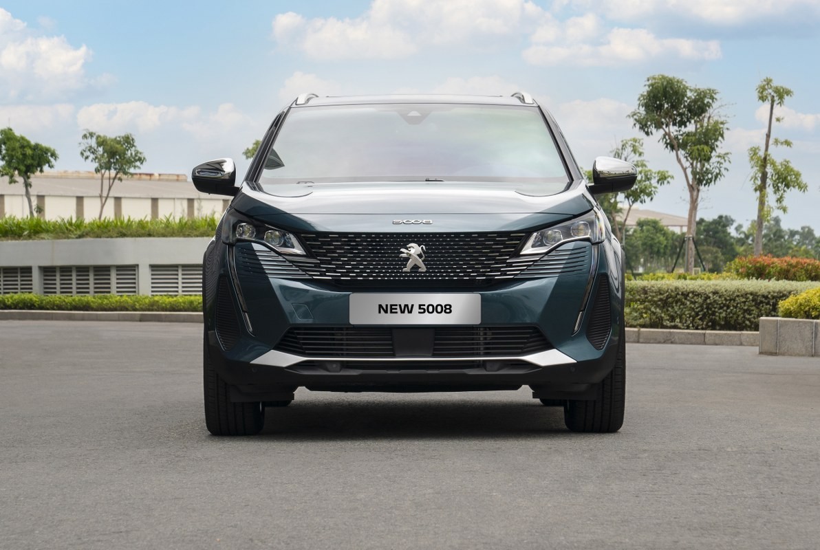 Cận cảnh xe Peugeot 5008 2022 mới ra mắt, giá từ 1,219 tỷ đồng