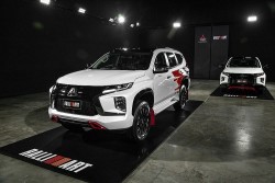 Cận cảnh Mitsubishi Pajero Sport Ralliart 2022