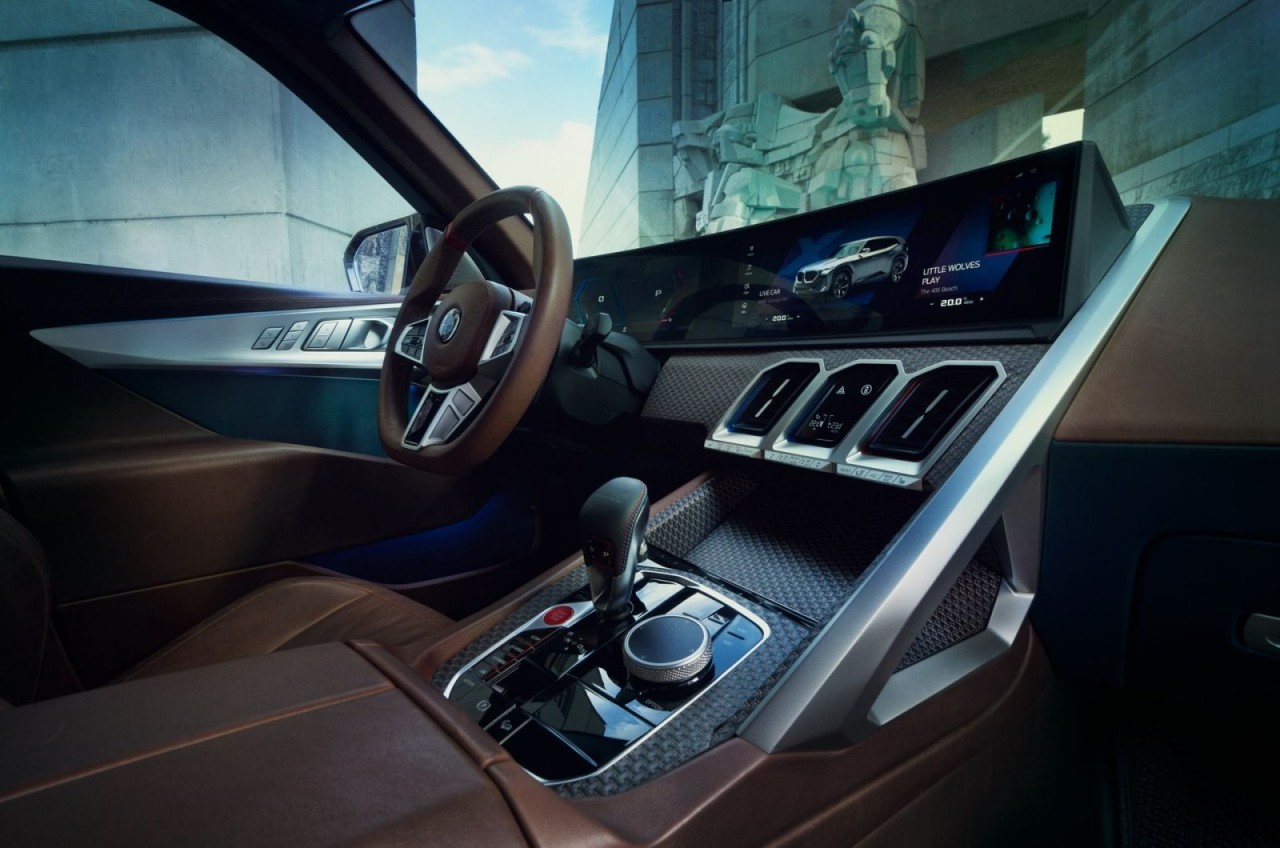 BMW XM mẫu SUV hiệu năng cao, sẽ được ra mắt năm 2022