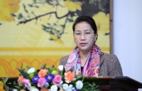 chu tich quoc hoi nguyen thi kim ngan chuc tet tai van phong quoc hoi