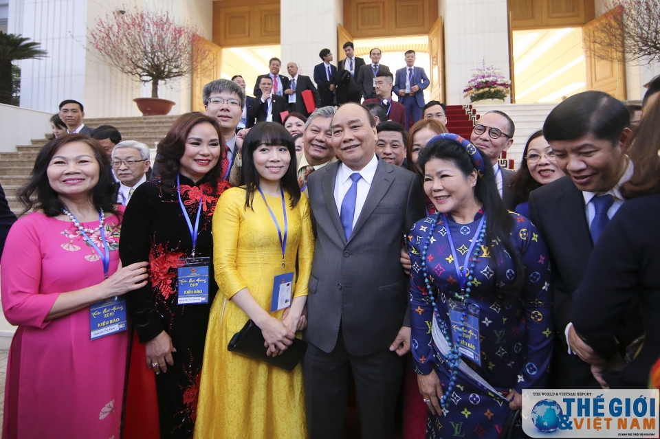 thu tuong nguyen xuan phuc gap mat kieu bao du xuan que huong 2019