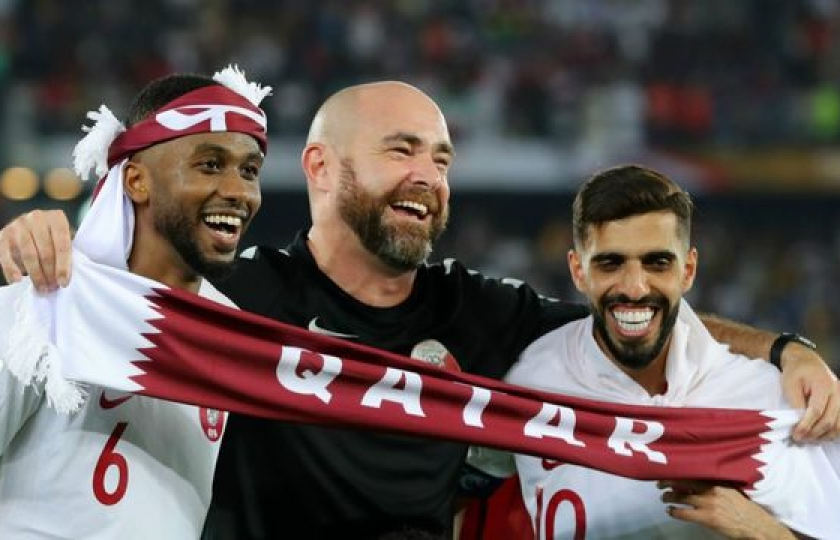 HLV Qatar nói gì sau khi đội nhà giành chức vô địch Asian Cup?