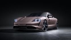 Porsche ra mắt phiên xe thể thao thuần điện Taycan