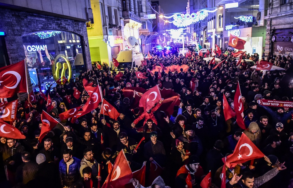 Hà Lan - Thổ Nhĩ Kỳ:  Căng thẳng sẽ sớm hạ nhiệt