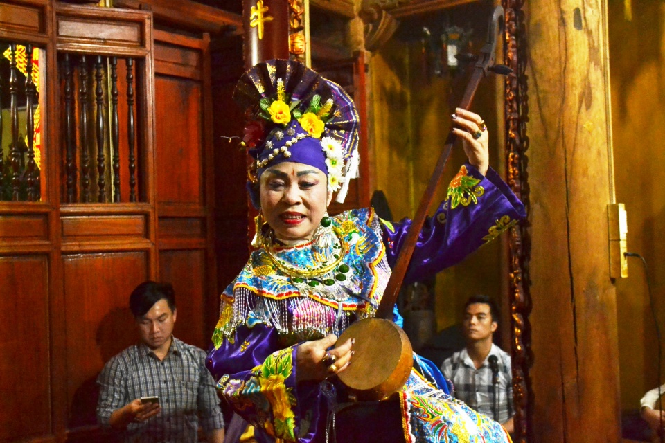 nguoi gin giu 2 di san the gioi o lim