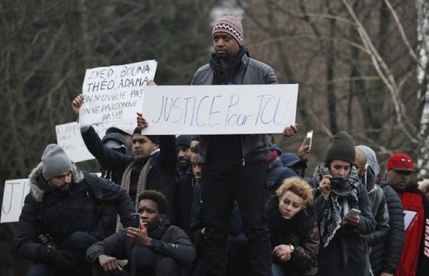 Paris: Biểu tình tái diễn nhằm phản đối hành động tùy tiện của cảnh sát