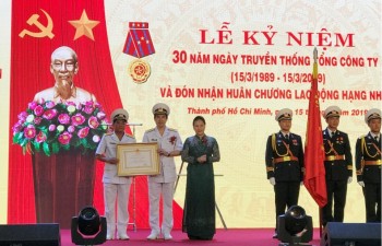 Chủ tịch Quốc hội trao Huân chương Lao động hạng Nhất cho TCT Tân Cảng Sài Gòn
