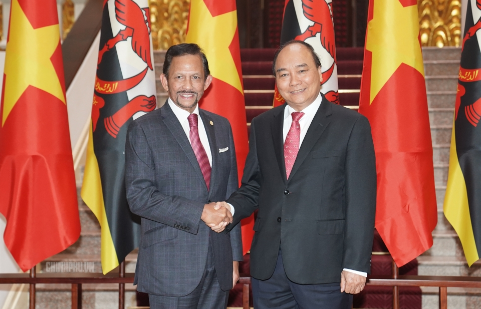 Thủ tướng Nguyễn Xuân Phúc hội kiến với Quốc vương Brunei Hassanal Bolkiah