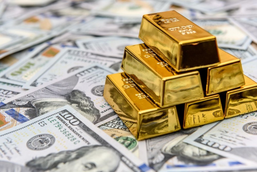 Giá vàng hôm nay 4/3: Thế giới gần chạm 1.700 USD/ounce, xuất hiện mối đe dọa mới với giá vàng