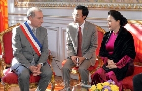 Chủ tịch Quốc hội Nguyễn Thị Kim Ngân tiếp Thị trưởng thành phố Toulouse, Pháp