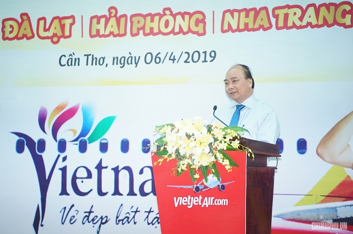 Thủ tướng Nguyễn Xuân Phúc dự khai trương 5 đường bay mới đi, đến Cần Thơ