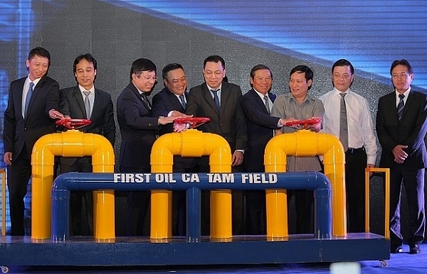 First oil from Ca Tam field: Common joy of the whole country