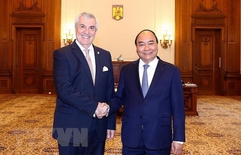 Thủ tướng Nguyễn Xuân Phúc hội kiến Chủ tịch Thượng viện Romania