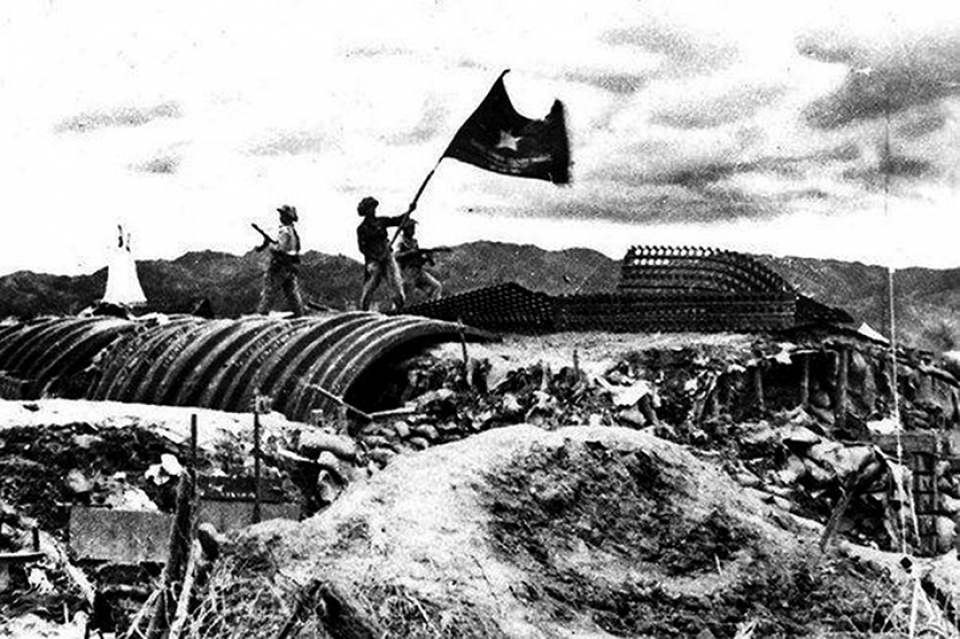 dien bien phu chien thang khong the nao quen
