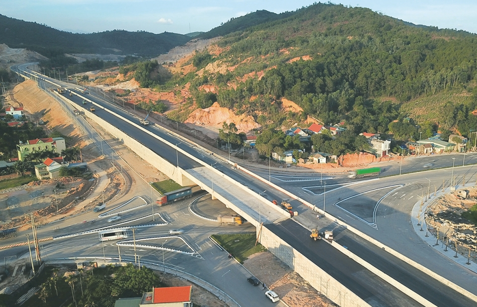 Thủ tướng phê duyệt chủ trương làm đường nối cao tốc Nội Bài - Lào Cai đến Sa Pa