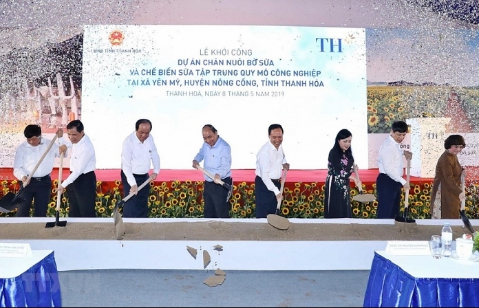 Thủ tướng Nguyễn Xuân Phúc dự lễ khởi công Dự án chăn nuôi bò, chế biến sữa ở Thanh Hóa