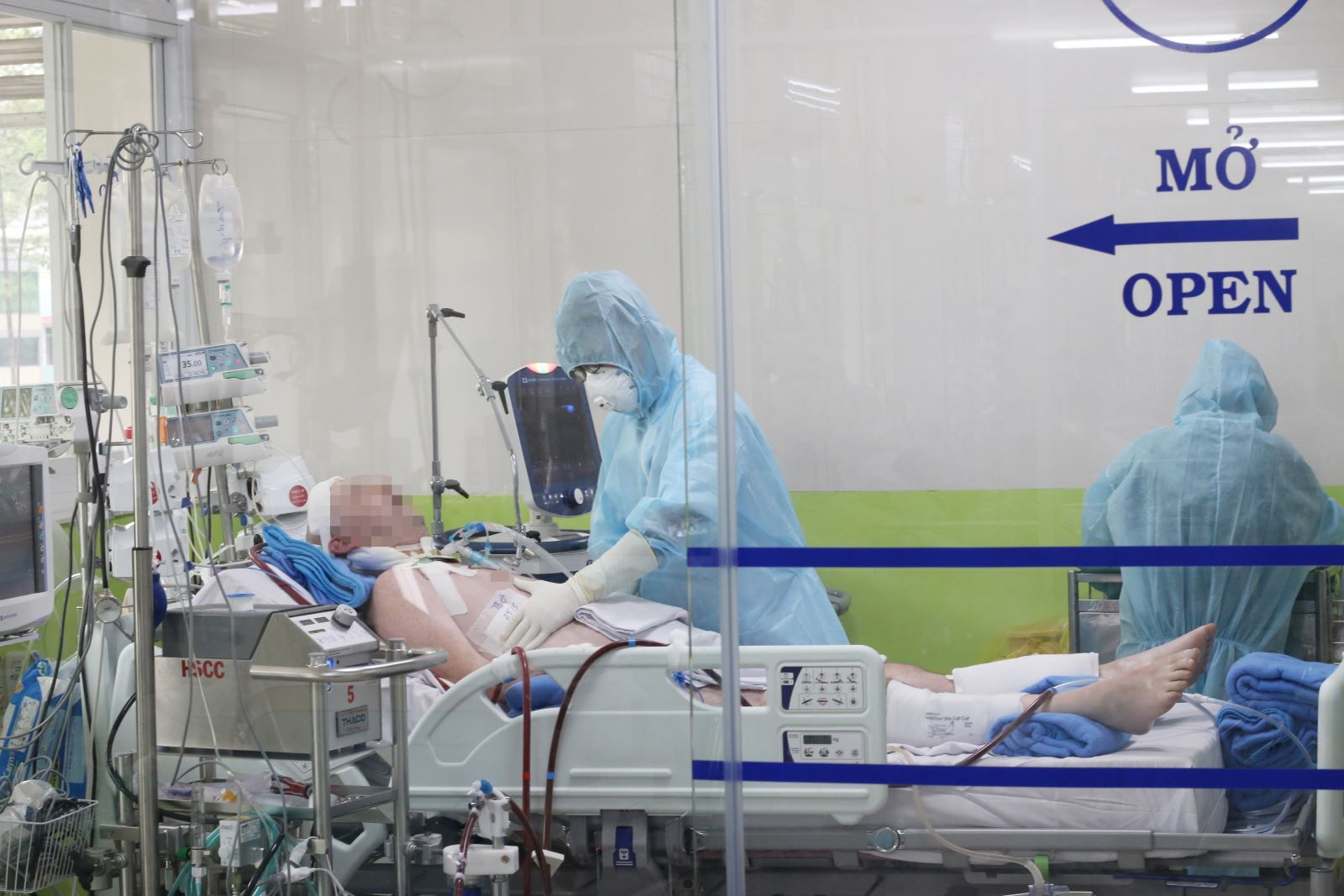 vietnam records no new community covid 19 cases for 54 straight days
