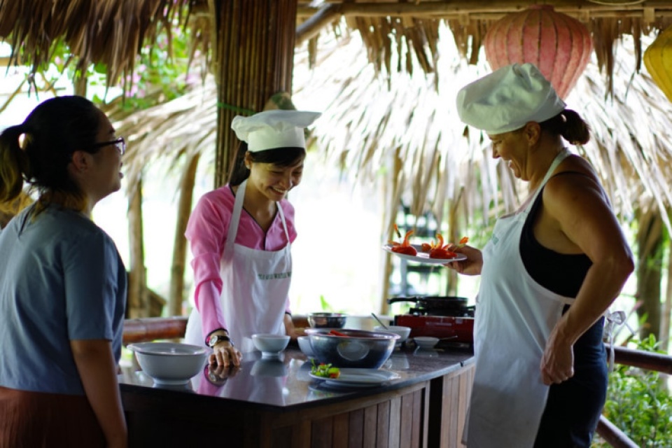 hoi an ancient town and its tranquil and peaceful beauty