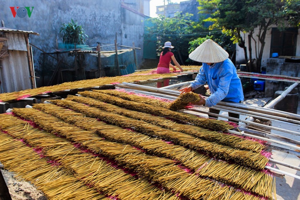 a visit to the incense making village of hung yen