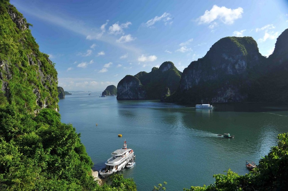 ha long bay wonder of nature