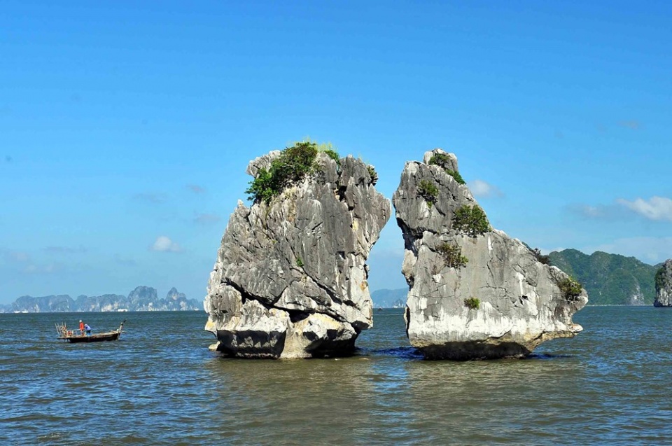 ha long bay wonder of nature