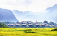 exploring hang la cave in mu cang chai