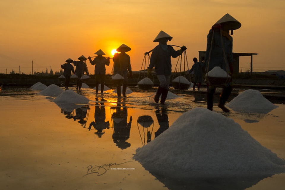 life of salt makers through czech photographers lens