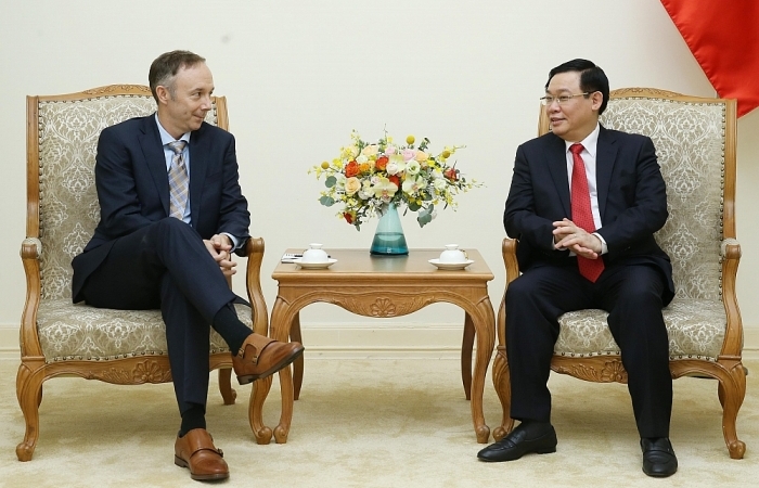 Phó Thủ tướng Vương Đình Huệ tiếp Phó Chủ tịch Tập đoàn Nike