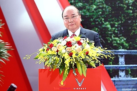 thu tuong nguyen xuan phuc du le khanh thanh nha may san xuat o to vinfast