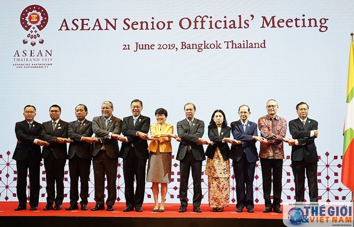 Thứ trưởng Nguyễn Quốc Dũng dự Hội nghị các quan chức cao cấp ASEAN