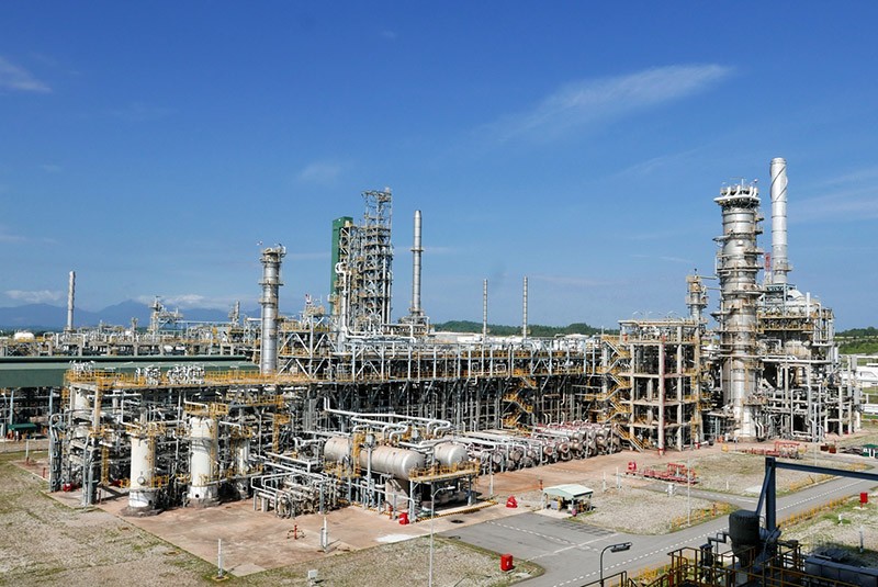 Nhà máy lọc dầu Dung Quốc tiếp tục vận hành an toàn, ổn định, với công suất cao, cung cấp khoảng hơn 30% nhu cầu xăng dầu trong nước, giúp đảm bảo an ninh năng lượng quốc gia.