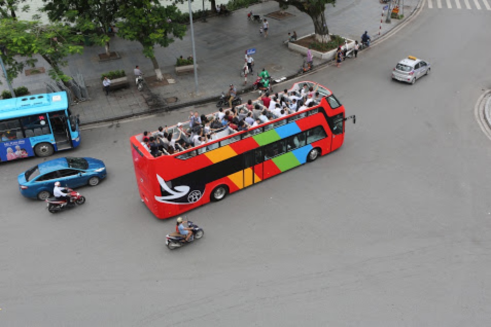 hanois double decker sightseeing bus makes first trip