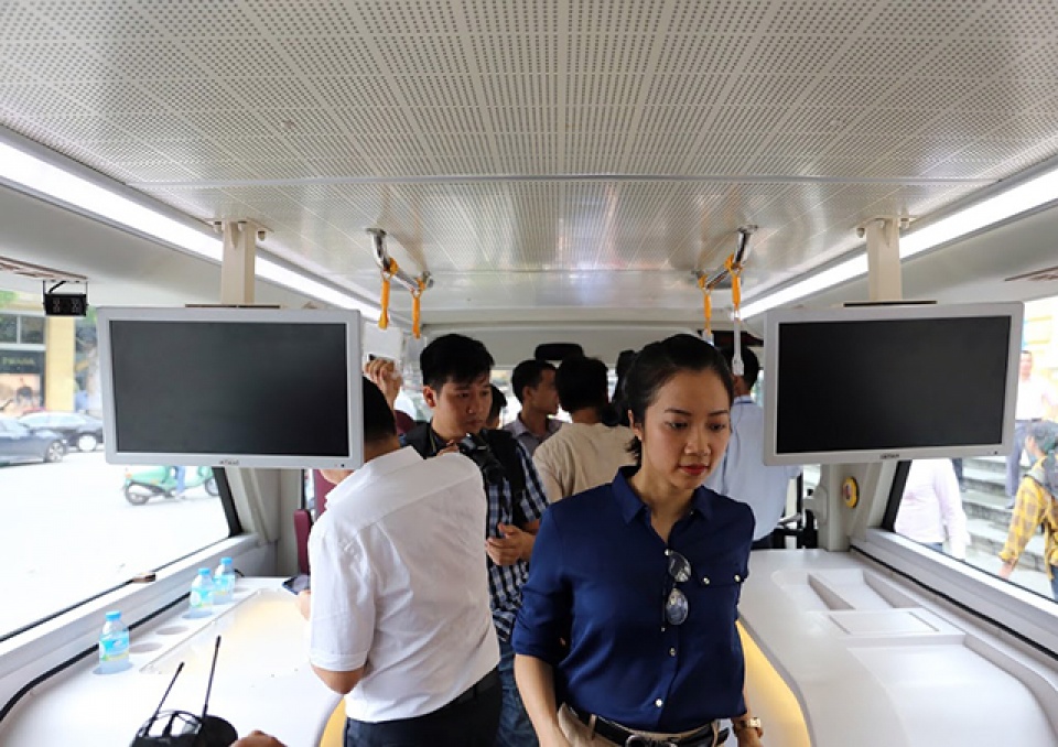 hanois double decker sightseeing bus makes first trip