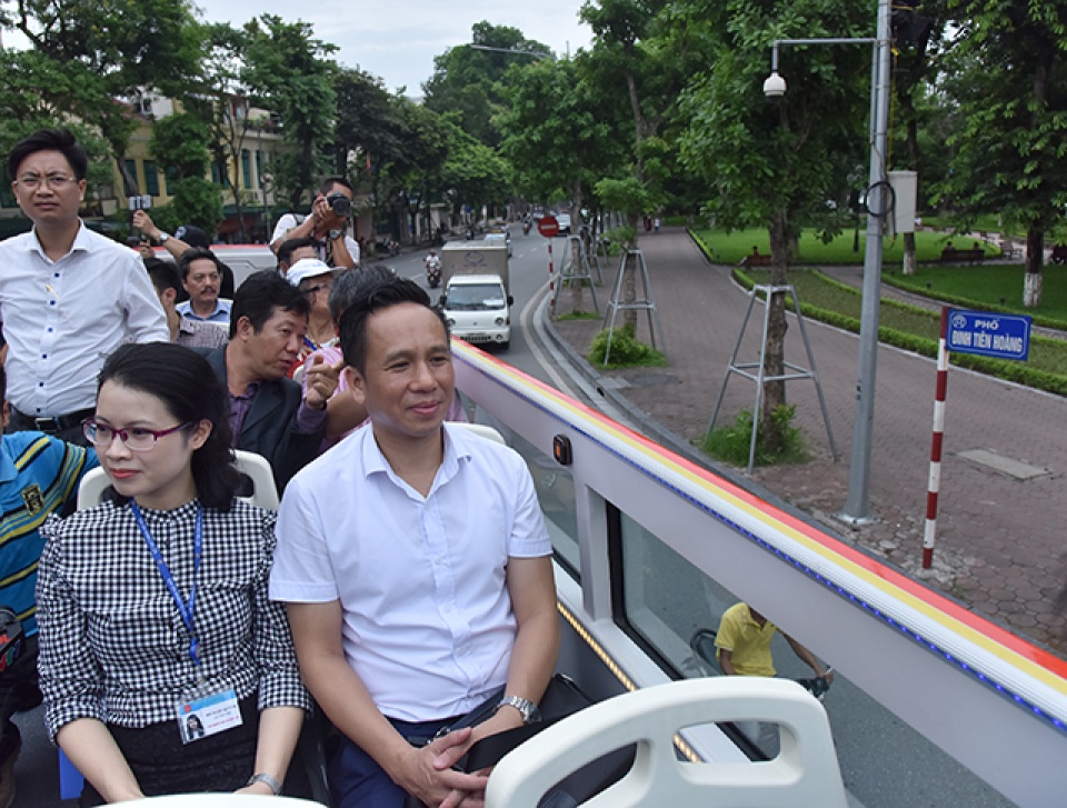 hanois double decker sightseeing bus makes first trip