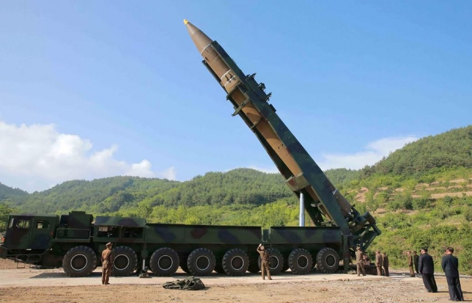Triều Tiên và lá bài ICBM
