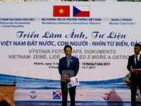 Triển lãm ảnh về chủ quyền biển đảo Việt Nam tại Cộng hòa Czech
