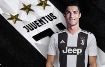 Cristiano Ronaldo chính thức gia nhập Juventus với mức lương 30 triệu euro