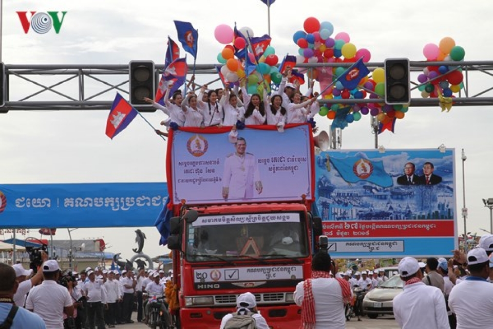 bau cu quoc hoi campuchia khoa vi lua chon sang suot cua nhan dan