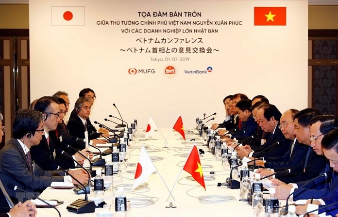 Thủ tướng Nguyễn Xuân Phúc tọa đàm với lãnh đạo nhiều tập đoàn hàng đầu của Nhật Bản