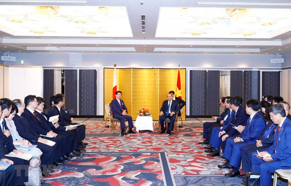 pm urges japanese localities to expand ties with vietnam