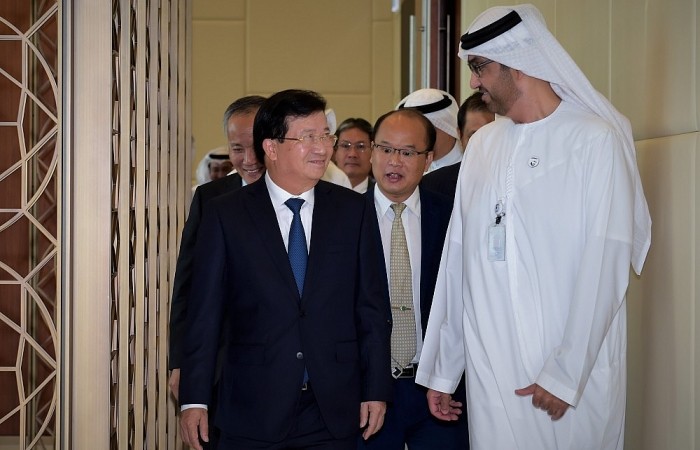 Phó Thủ tướng Trịnh Đình Dũng thăm làm việc tại UAE