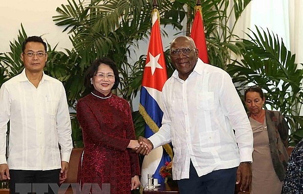 Phó Chủ tịch nước Đặng Thị Ngọc Thịnh hội đàm với Phó Chủ tịch Cuba