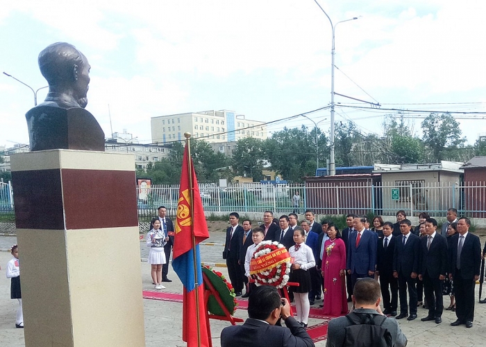 Đại tướng, Bộ trưởng Tô Lâm thăm trường Hồ Chí Minh ở Ulan Bator