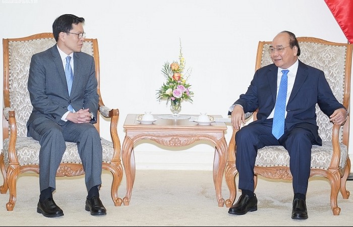 Thủ tướng Nguyễn Xuân Phúc tiếp Thống đốc Ngân hàng Trung ương Thái Lan