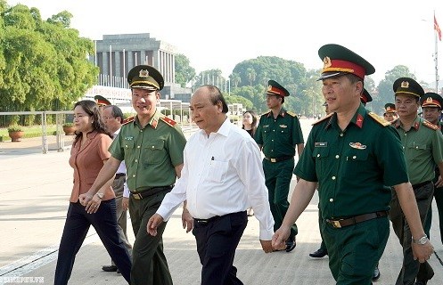 Thủ tướng kiểm tra kết quả công tác tu bổ định kỳ Lăng Chủ tịch Hồ Chí Minh