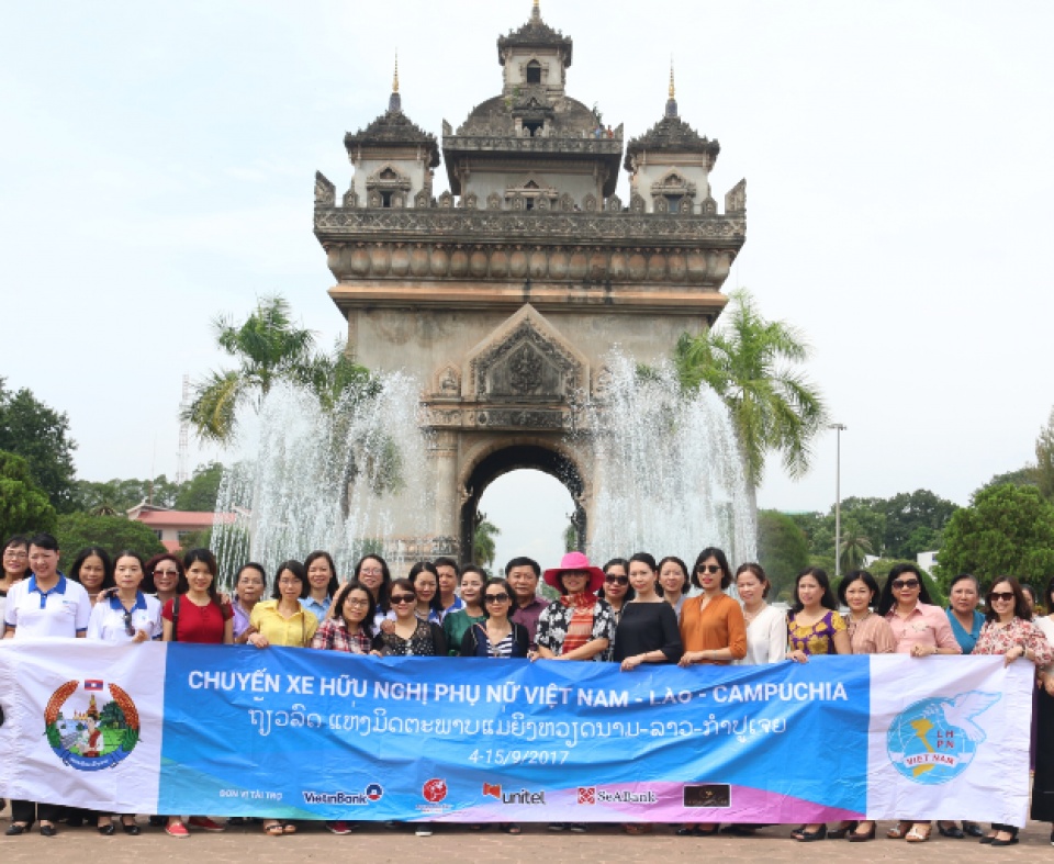 chuyen di ket noi tinh huu nghi phu nu ba nuoc viet nam lao campuchia